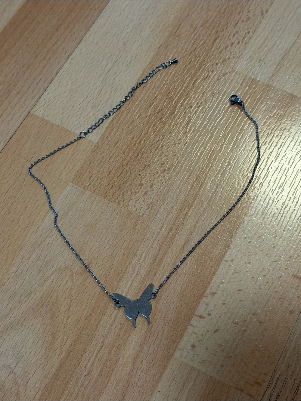 YesStyle Silver Butterfly Necklace
